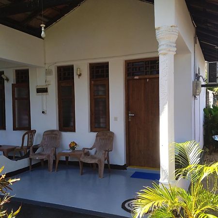 Aaliya Bay Hotel Arugam Bay Exterior photo