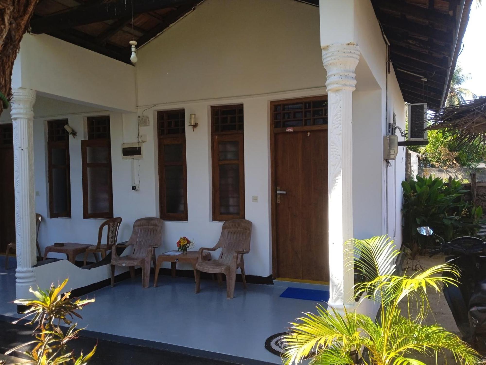 Aaliya Bay Hotel Arugam Bay Exterior photo