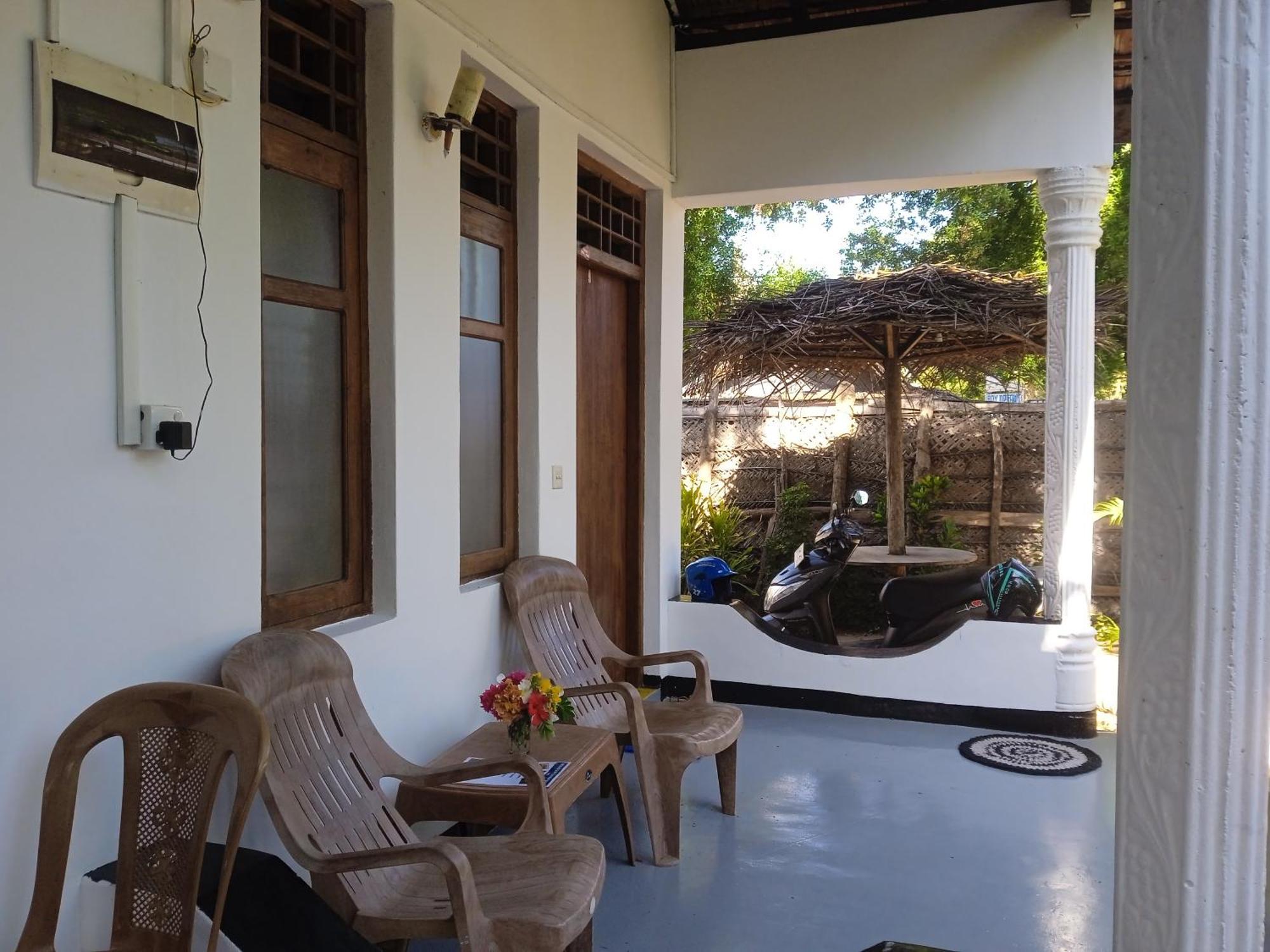 Aaliya Bay Hotel Arugam Bay Exterior photo